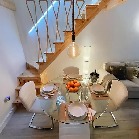 Design Boutique Apartment