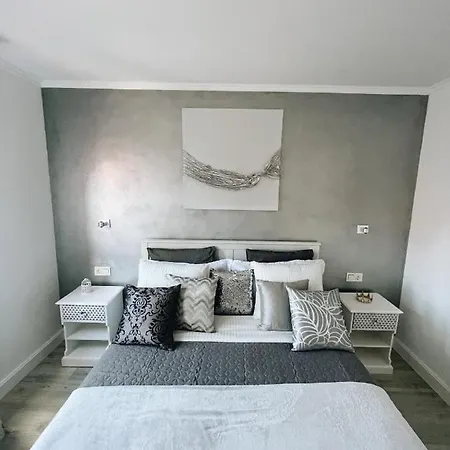 Design Boutique Apartment *